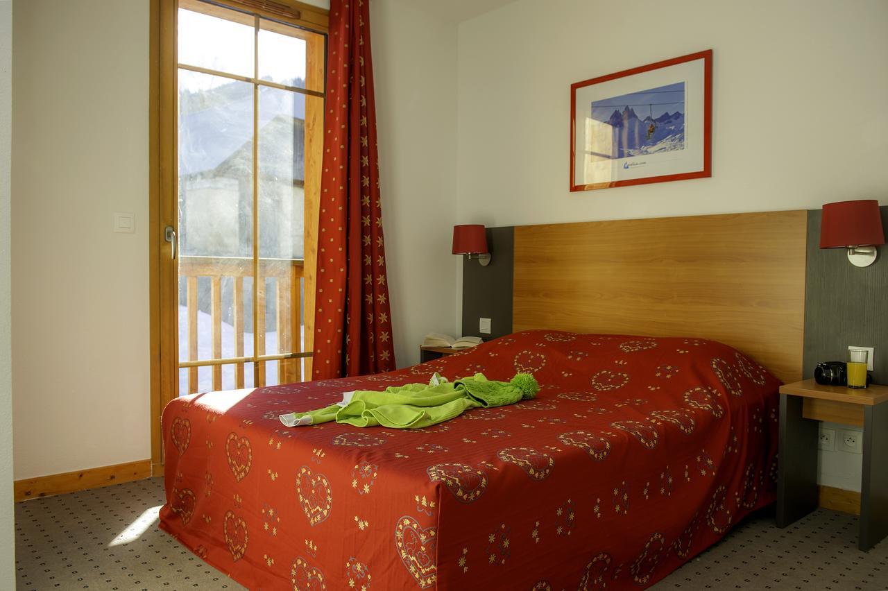 Goelia Les Chalets De Belledonne Saint-Colomban-des-Villards Kültér fotó